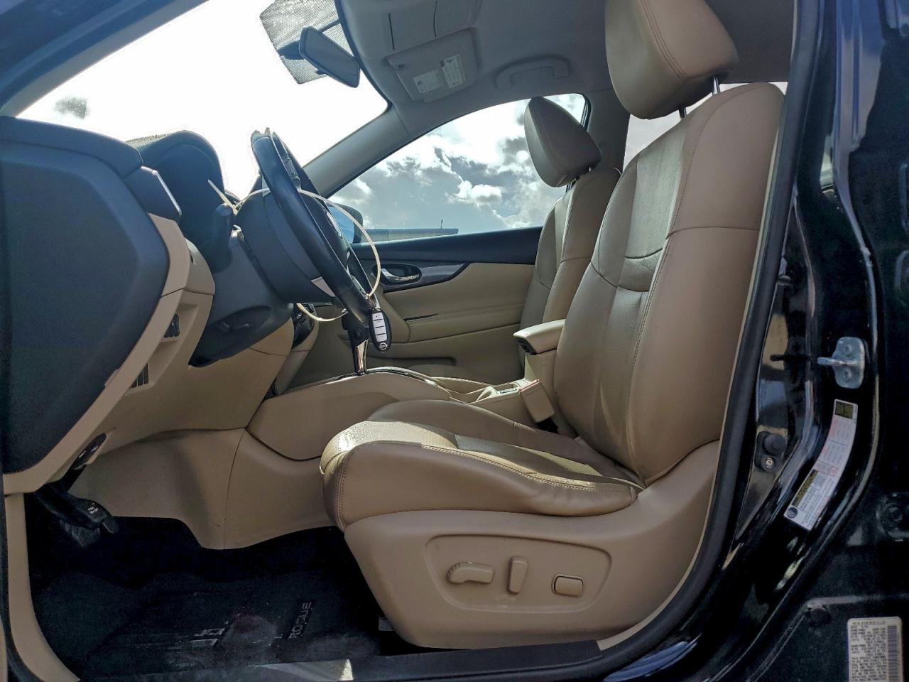 2016 NISSAN ROGUE S photo 7