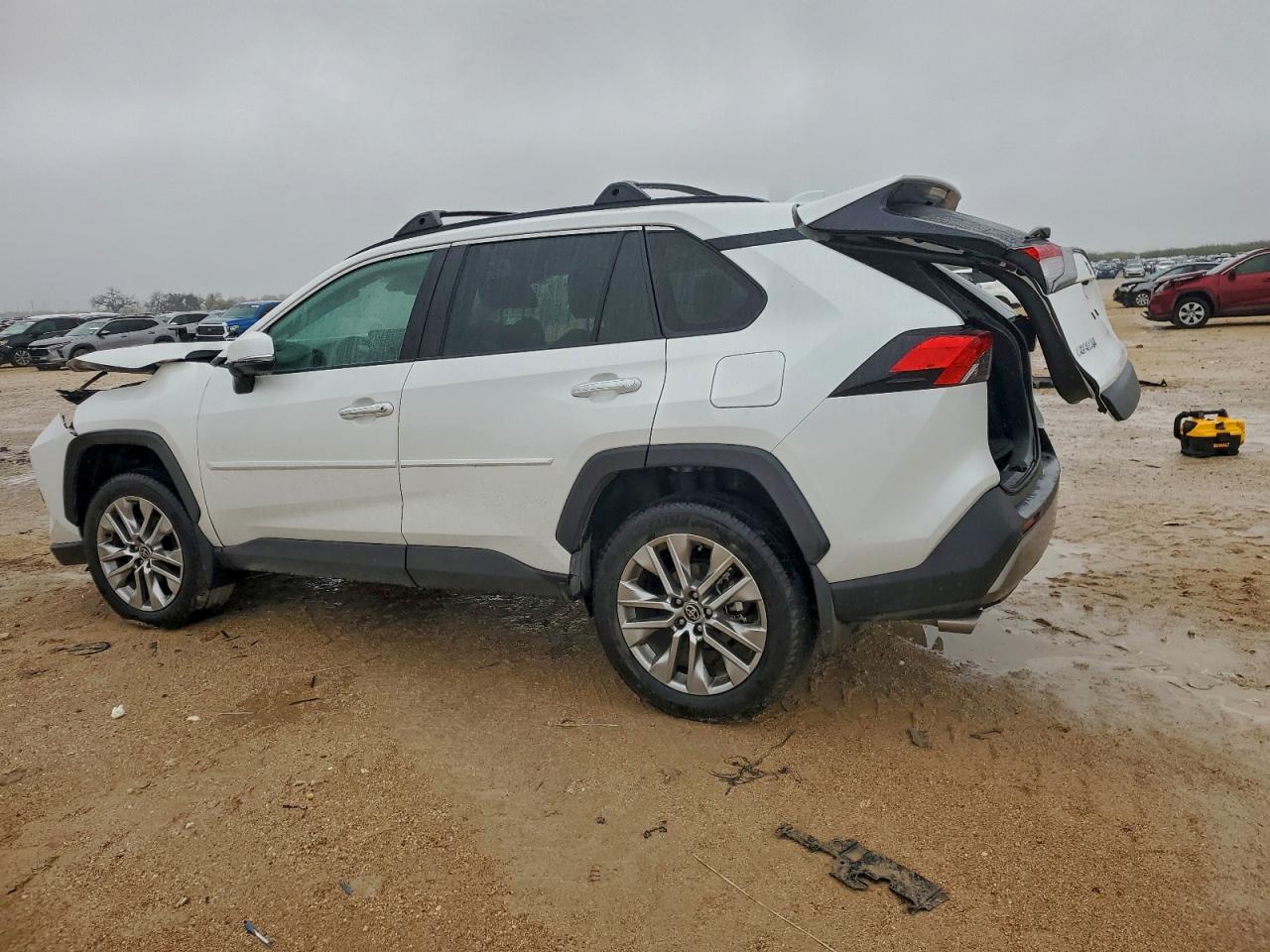 2024 TOYOTA RAV4 LIMITED photo 2