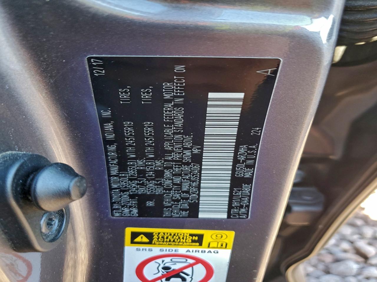 2018 TOYOTA HIGHLANDER SE photo 12