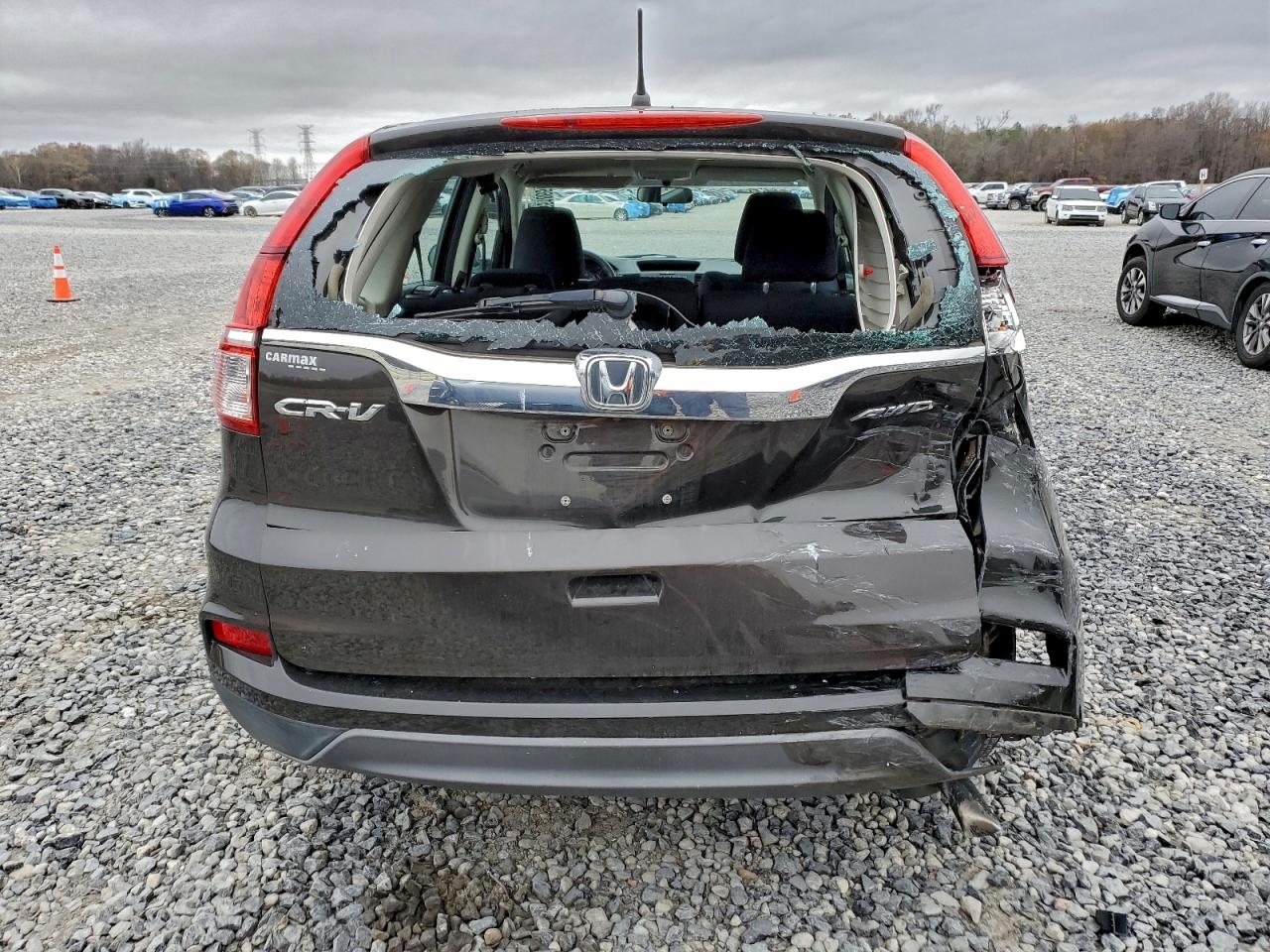 2015 HONDA CR-V LX photo 6