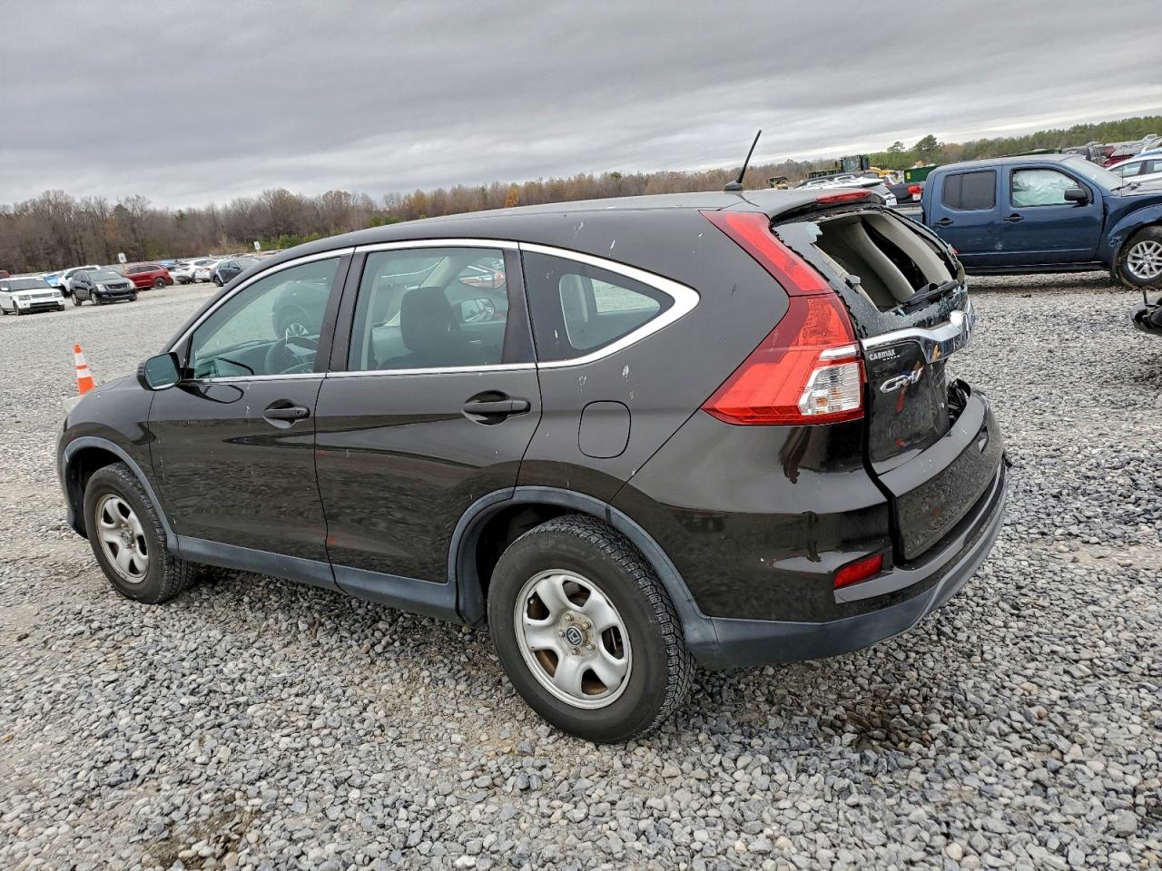 2015 HONDA CR-V LX photo 2