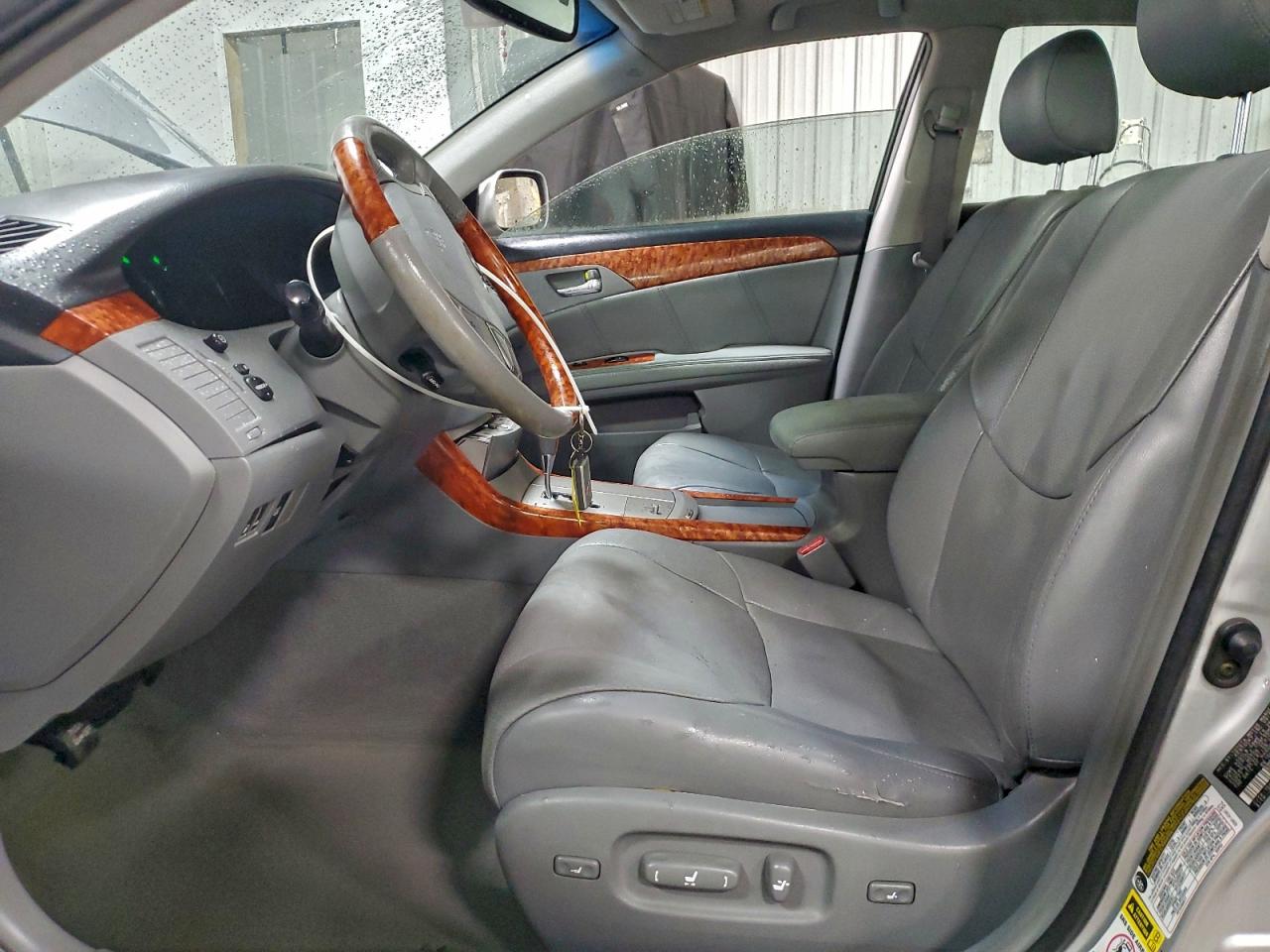 2006 TOYOTA AVALON XL photo 7