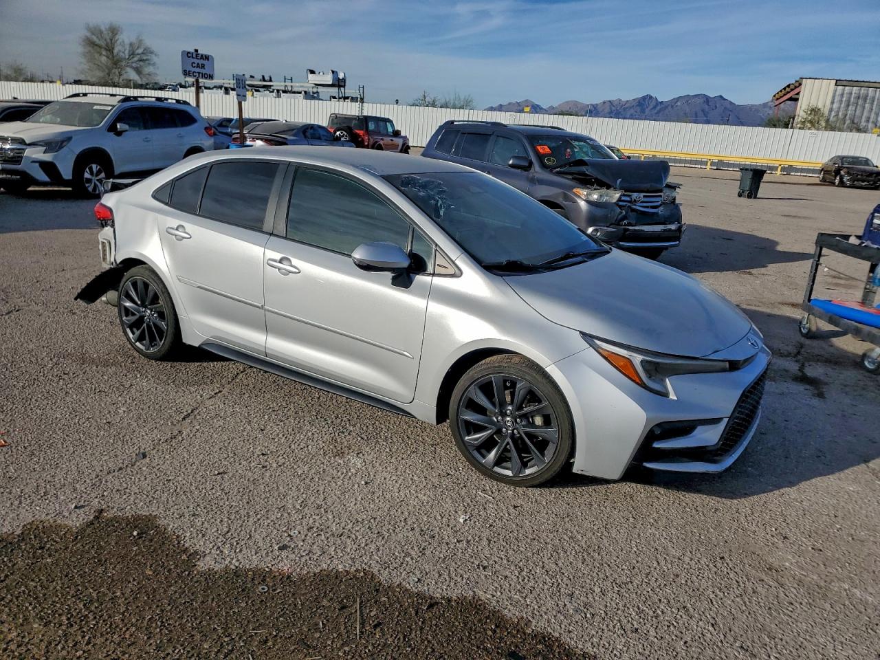 2023 TOYOTA COROLLA LE photo 4