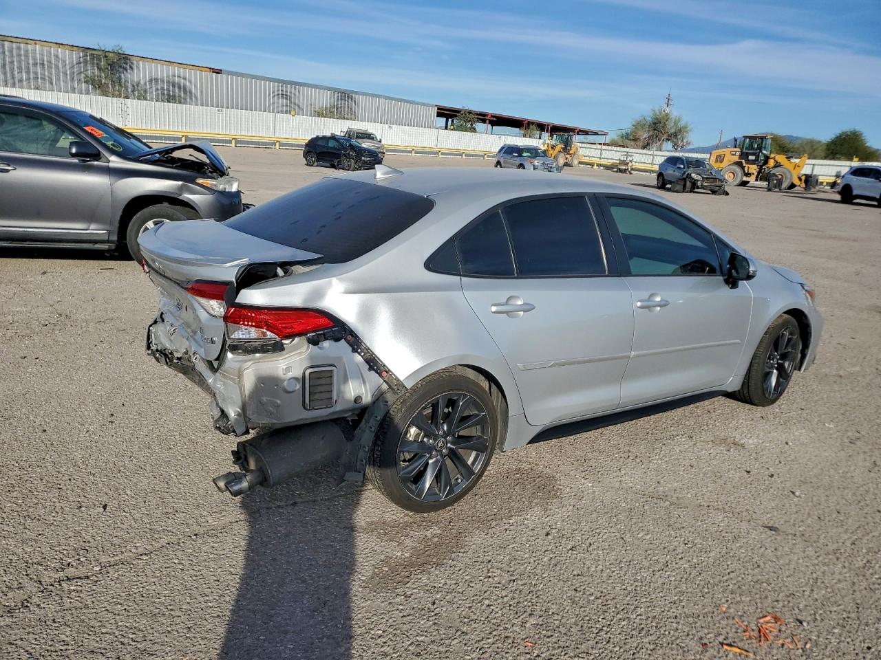 2023 TOYOTA COROLLA LE photo 3