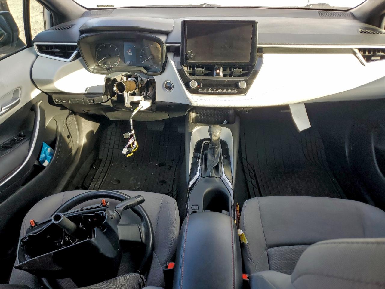 2023 TOYOTA COROLLA LE photo 8