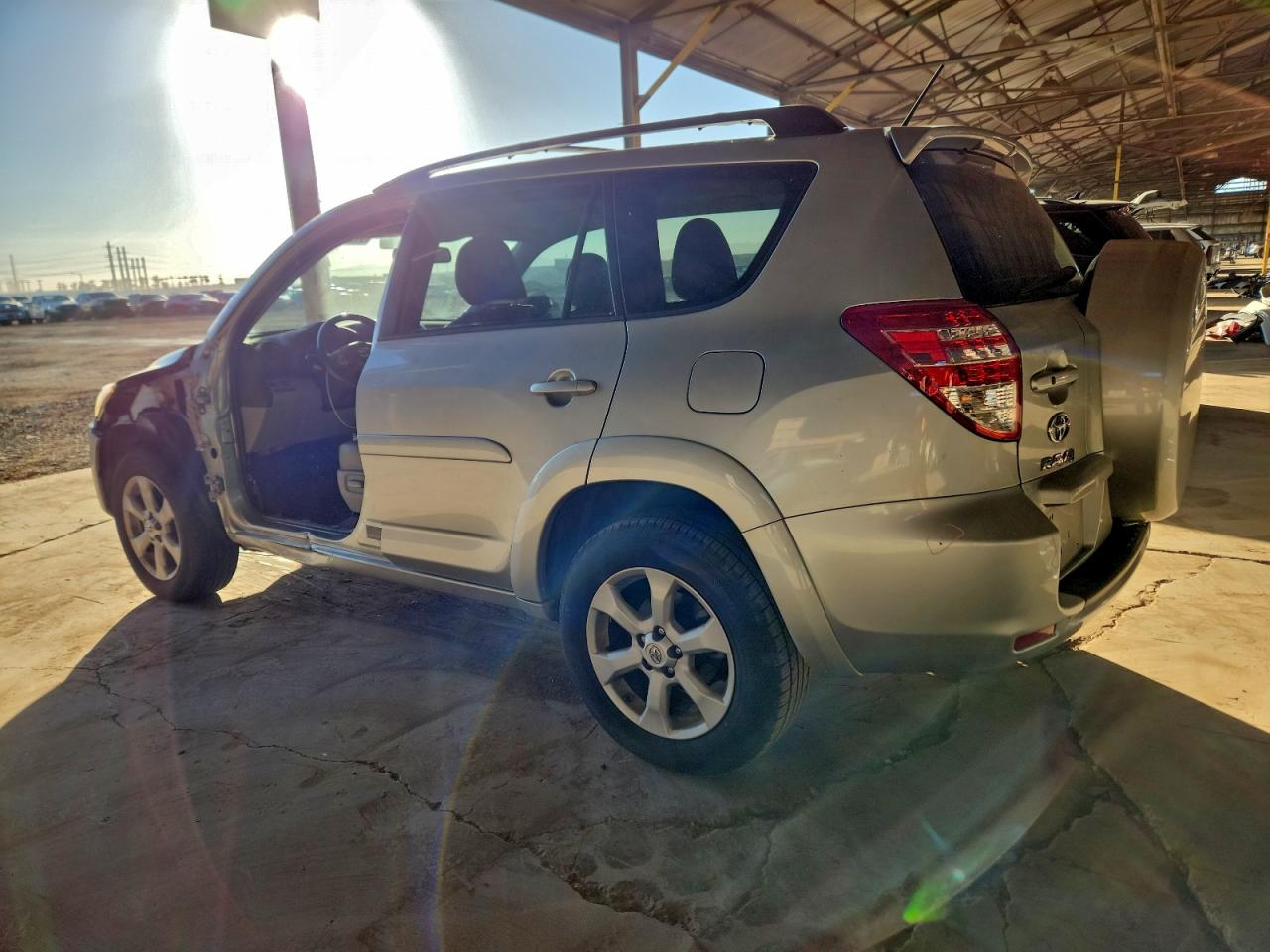 2012 TOYOTA RAV4 LIMITED photo 2