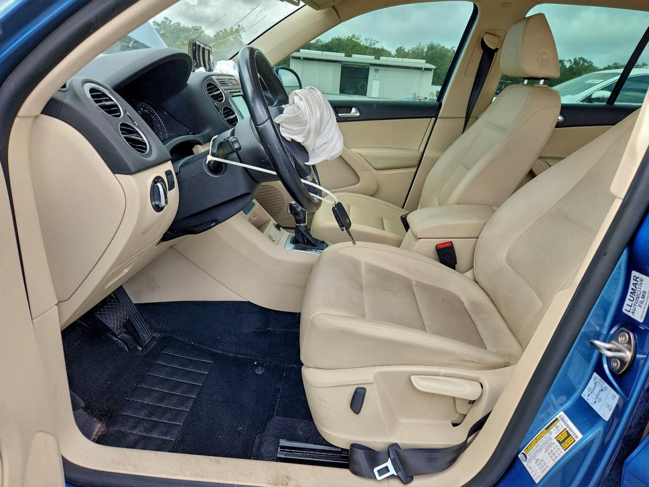 2017 VOLKSWAGEN TIGUAN S photo 7