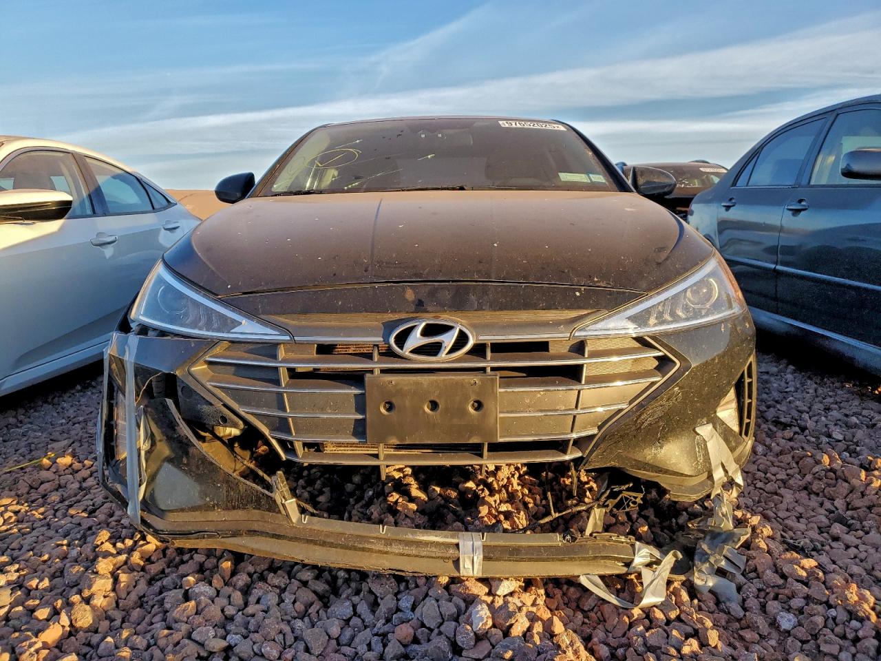 2020 HYUNDAI ELANTRA SE photo 5