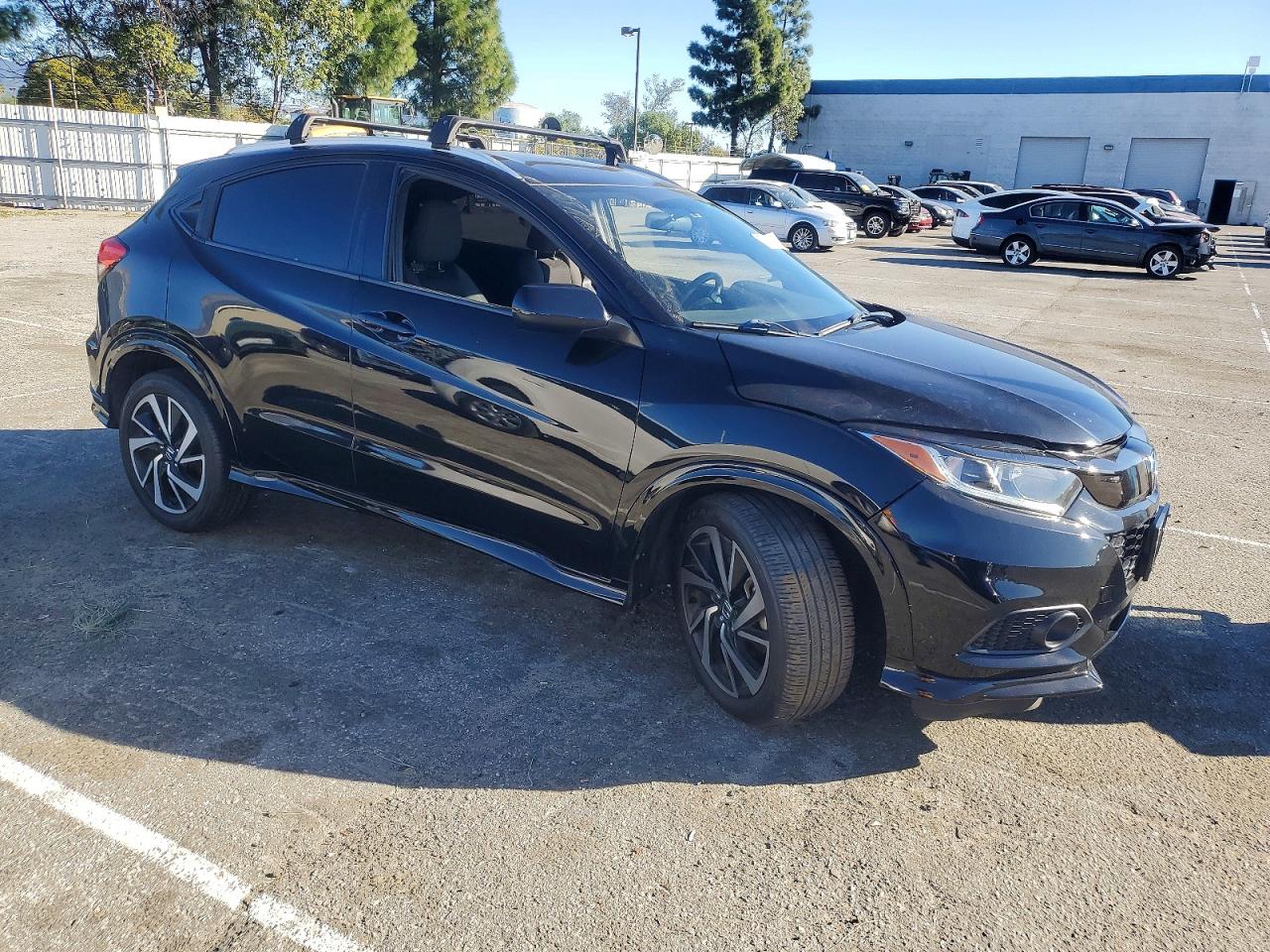 2019 HONDA HR-V SPORT photo 4