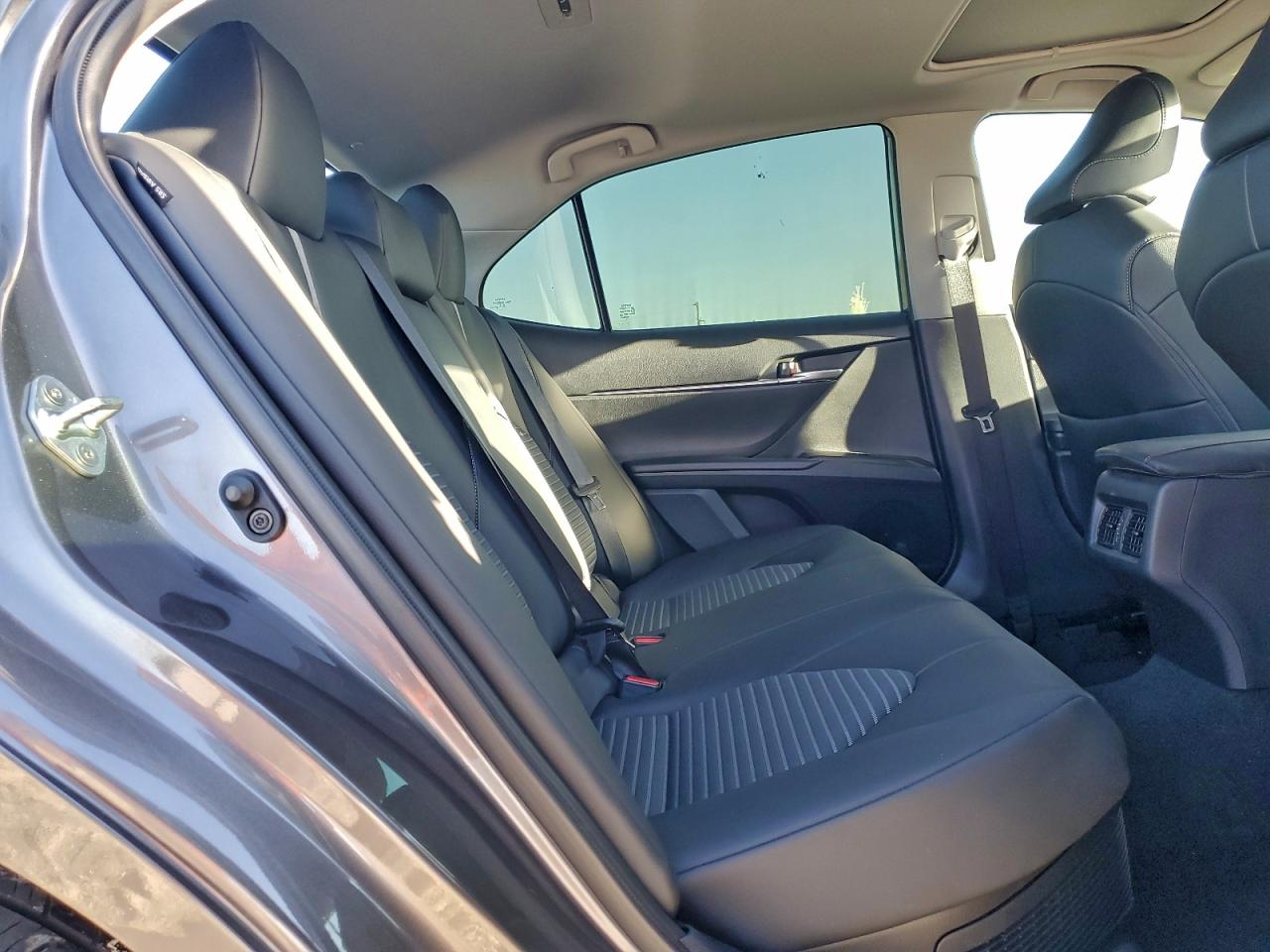 2024 TOYOTA CAMRY SE NIGHT SHADE photo 10