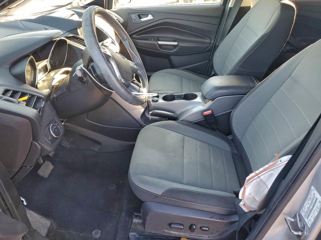 2016 FORD ESCAPE SE photo 7