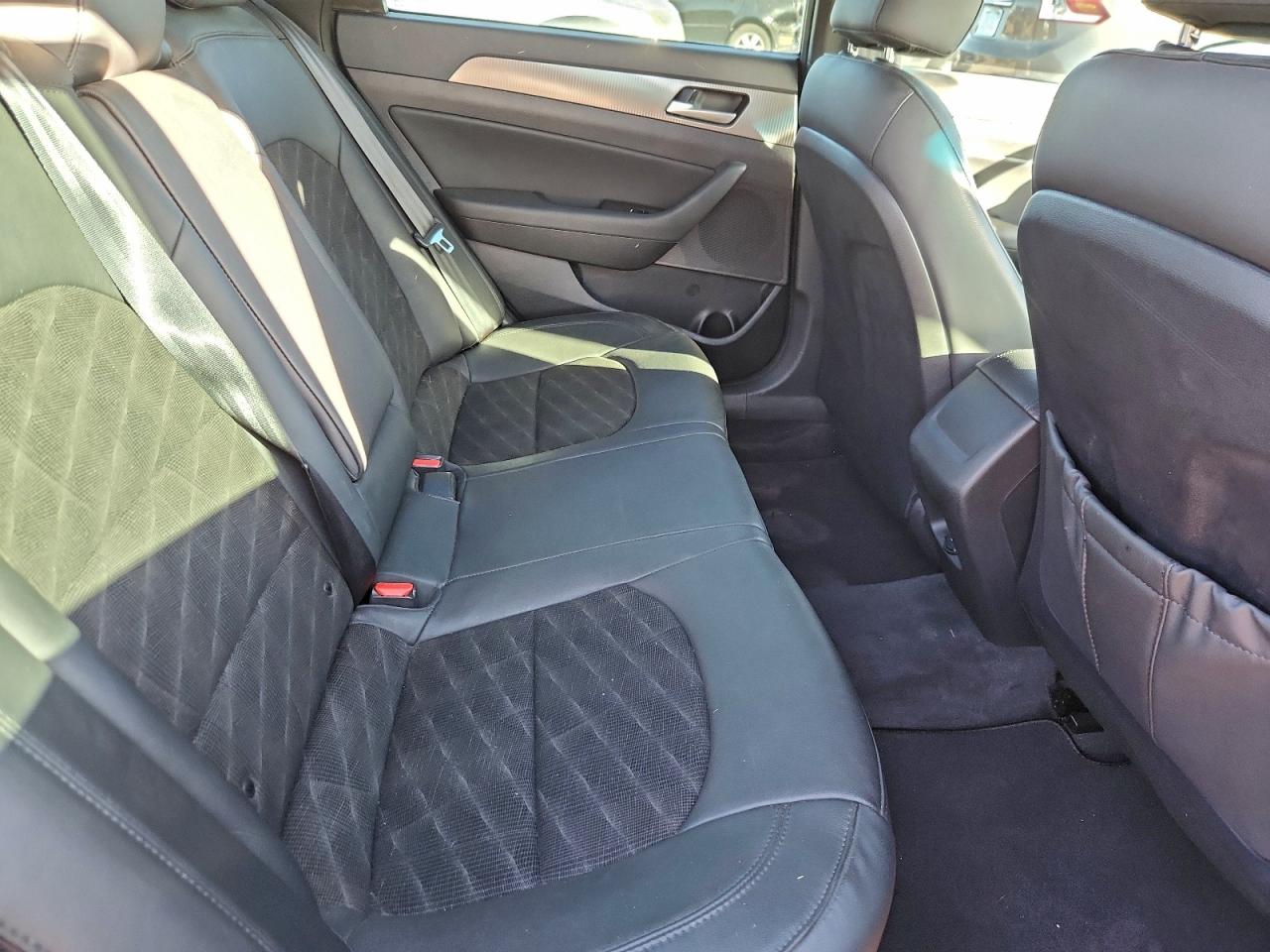 2018 HYUNDAI SONATA SPORT photo 10
