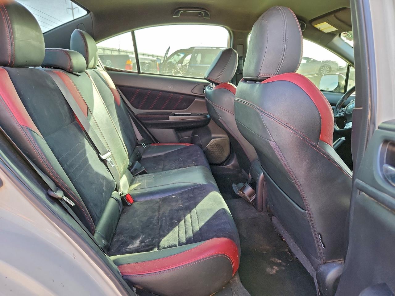 2015 SUBARU WRX STI photo 10