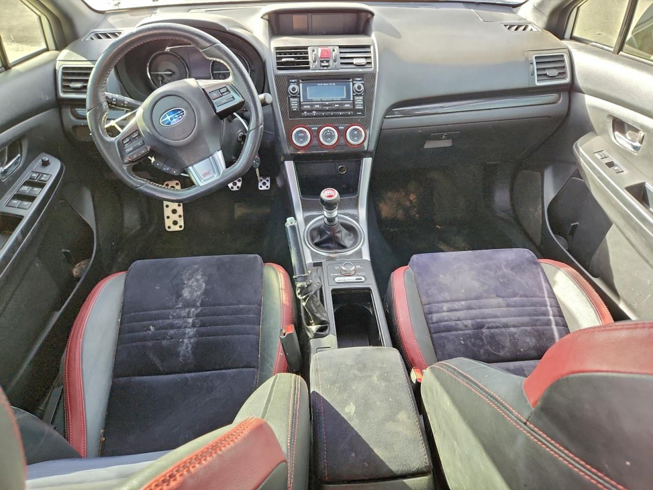 2015 SUBARU WRX STI photo 8
