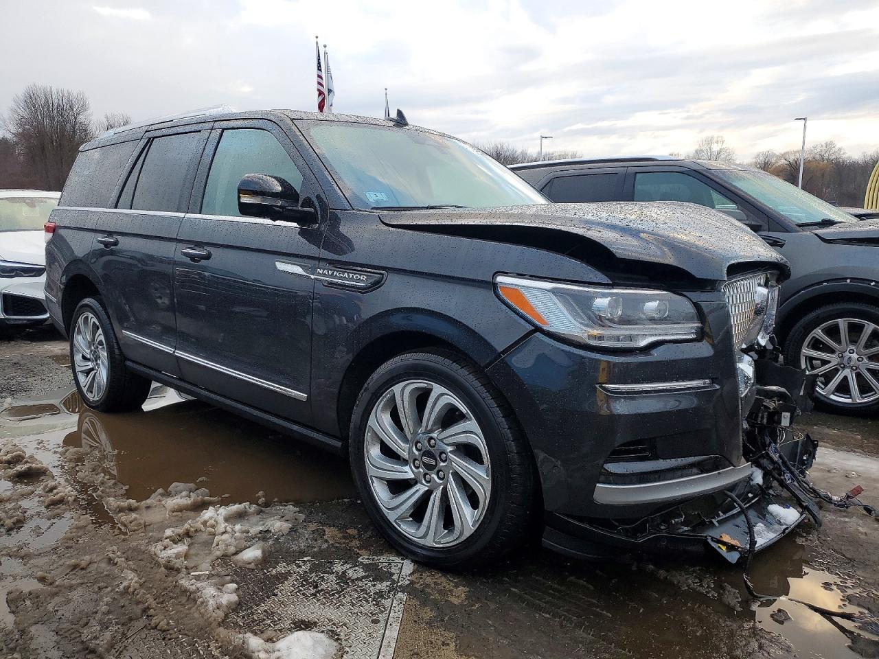 2024 LINCOLN NAVIGATOR RESERVE photo 7