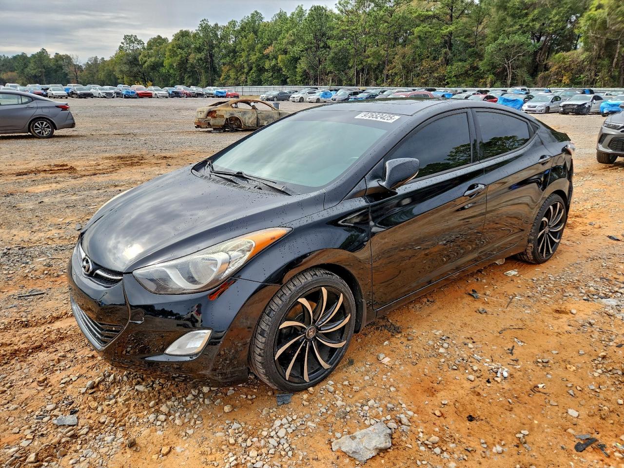 2013 HYUNDAI ELANTRA