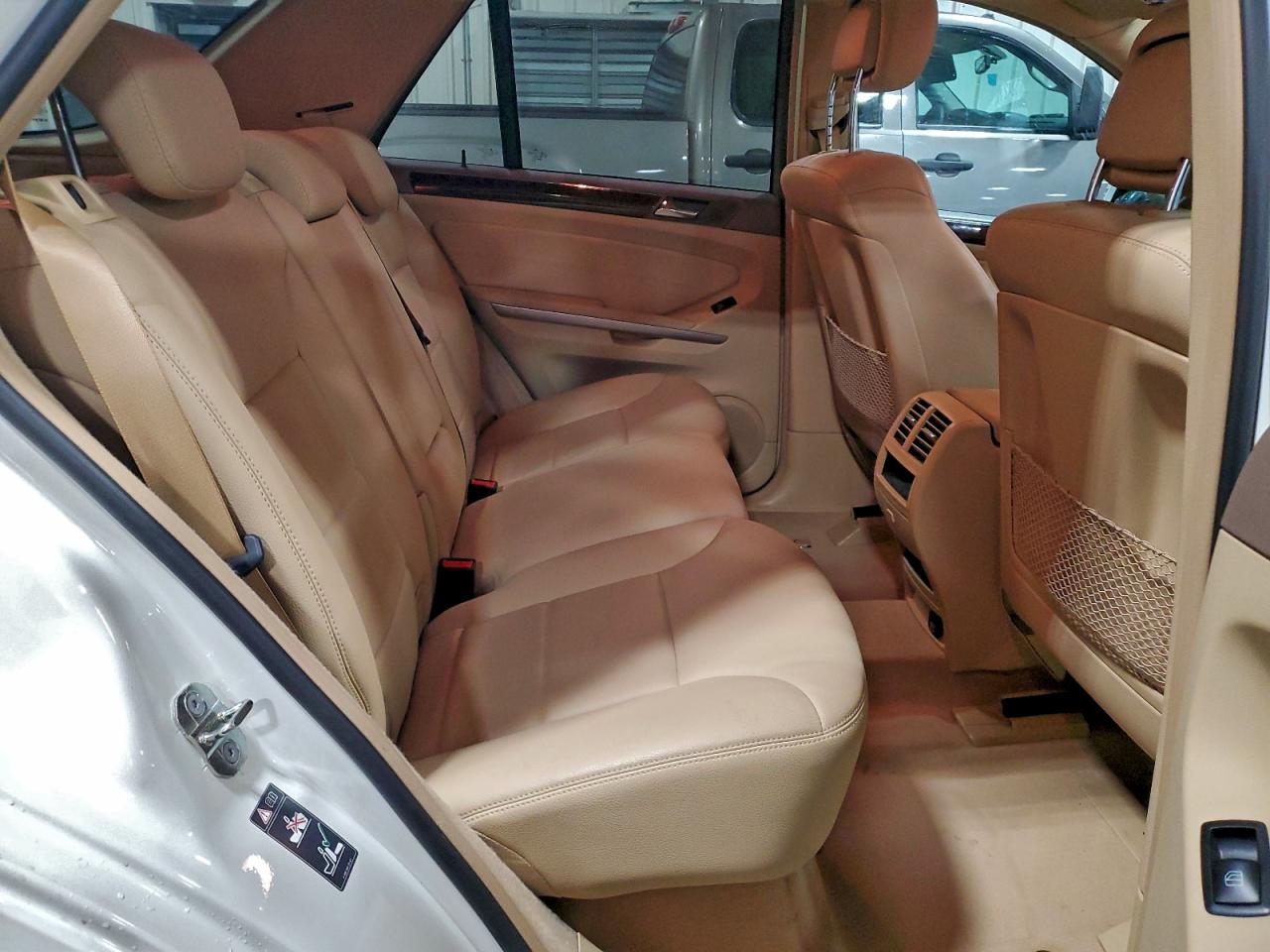 2011 MERCEDES-BENZ ML 350 4MATIC photo 11