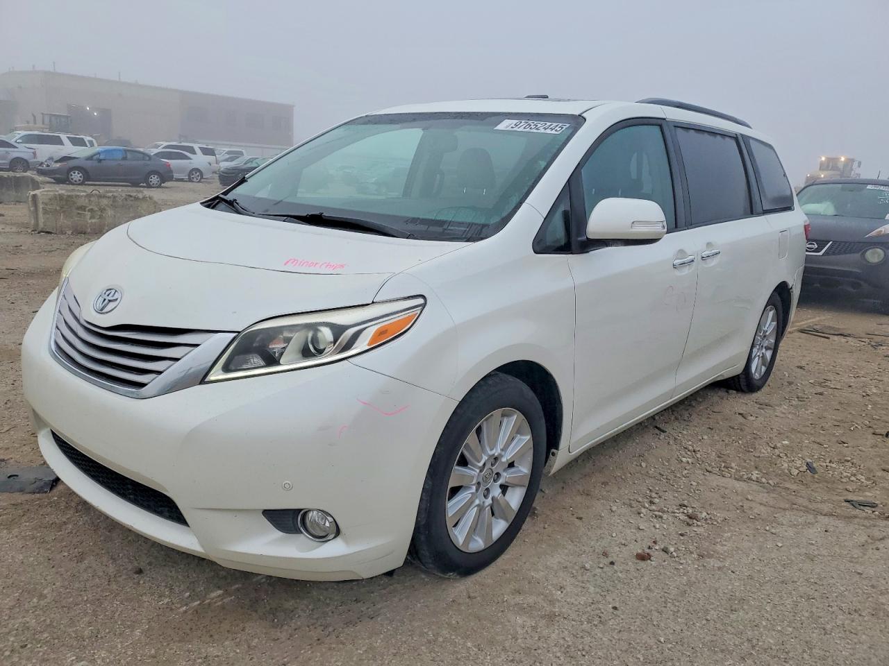 2015 TOYOTA SIENNA