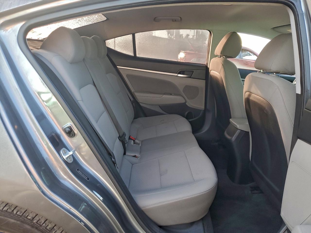 2019 HYUNDAI ELANTRA SEL photo 10
