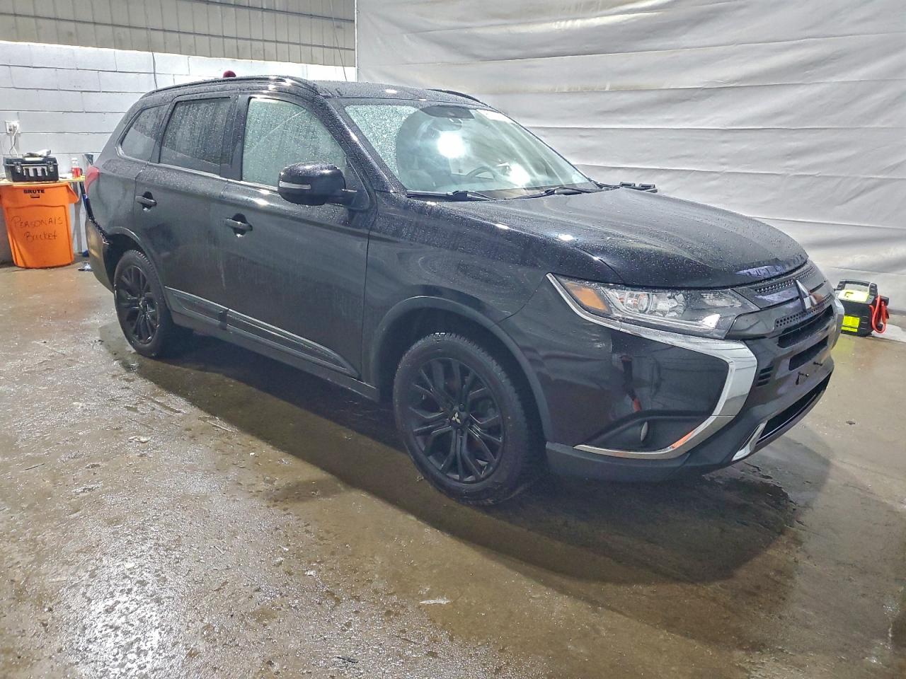 2019 MITSUBISHI OUTLANDER SE photo 4