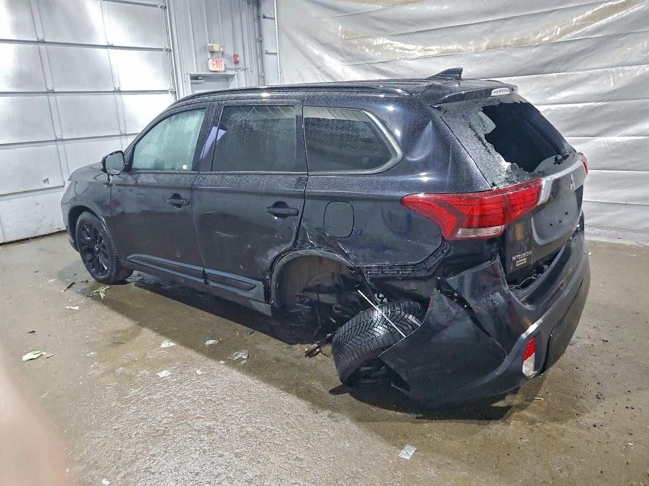 2019 MITSUBISHI OUTLANDER SE photo 2