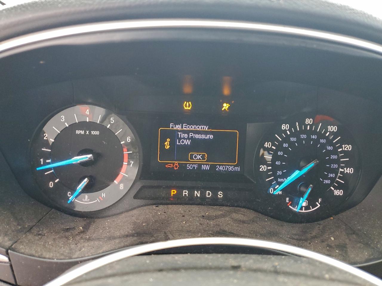 2013 FORD FUSION SE photo 9