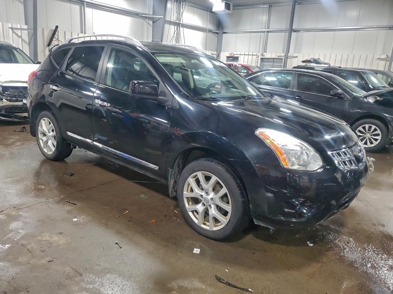 2013 NISSAN ROGUE S photo 4