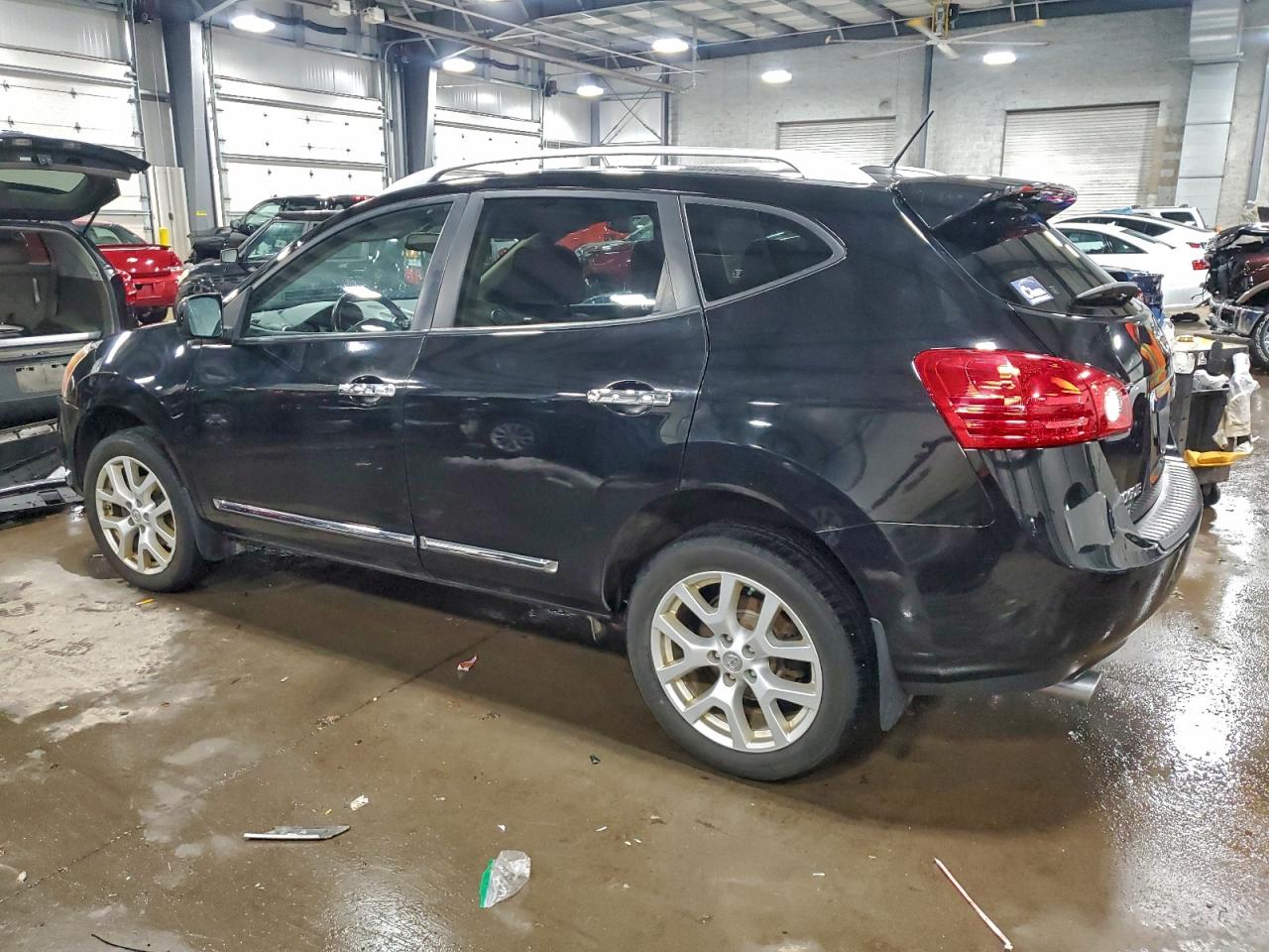 2013 NISSAN ROGUE S photo 2