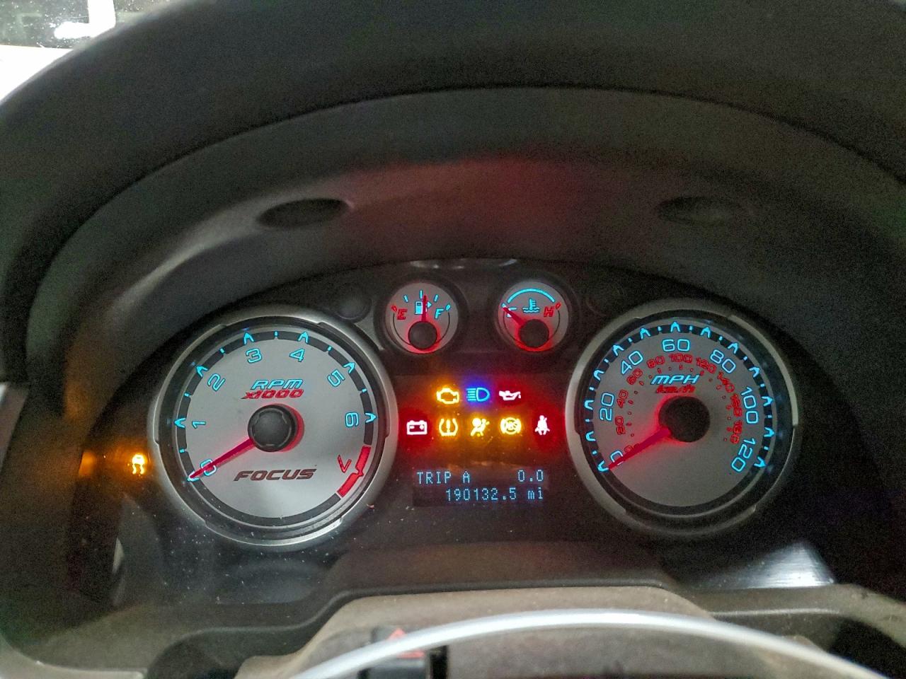 2009 FORD FOCUS SEL photo 9