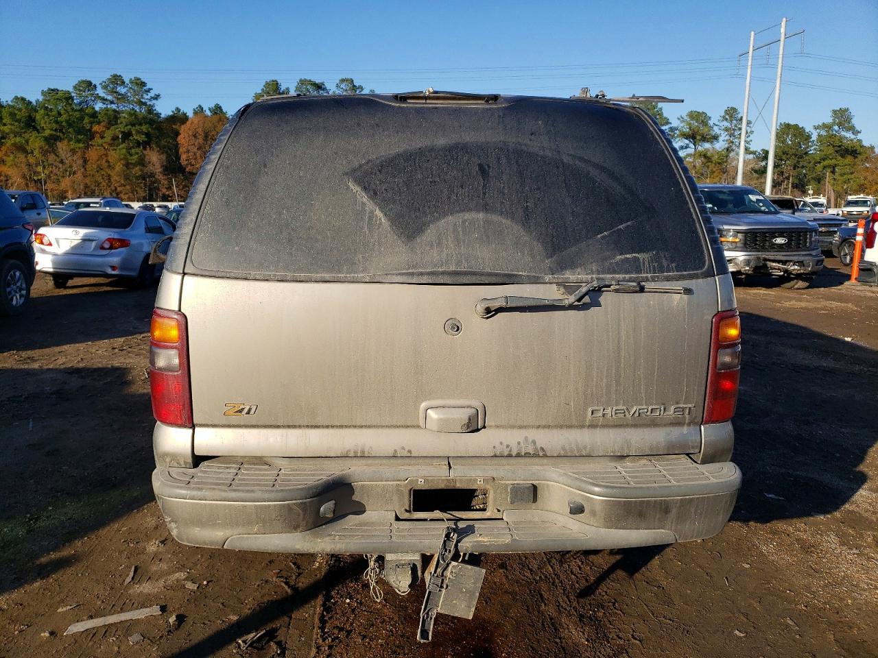2003 CHEVROLET SUBURBAN K1500 photo 6