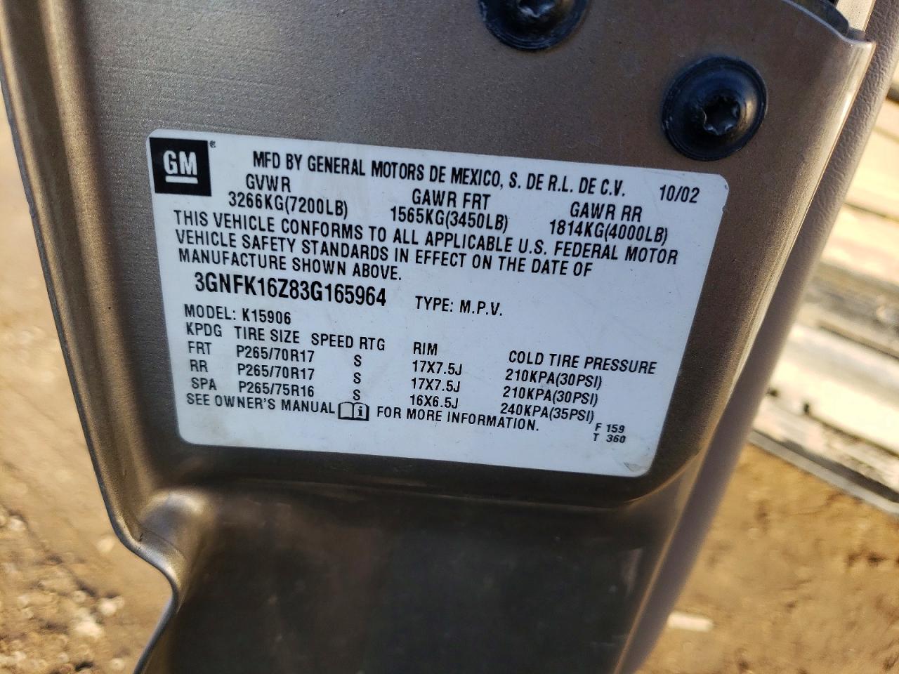 2003 CHEVROLET SUBURBAN K1500 photo 13