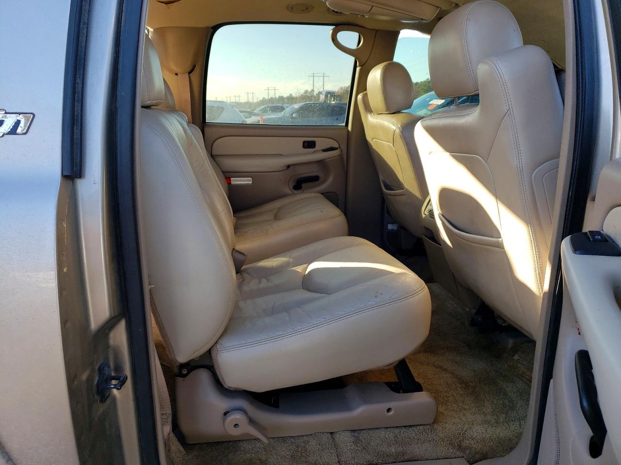 2003 CHEVROLET SUBURBAN K1500 photo 11