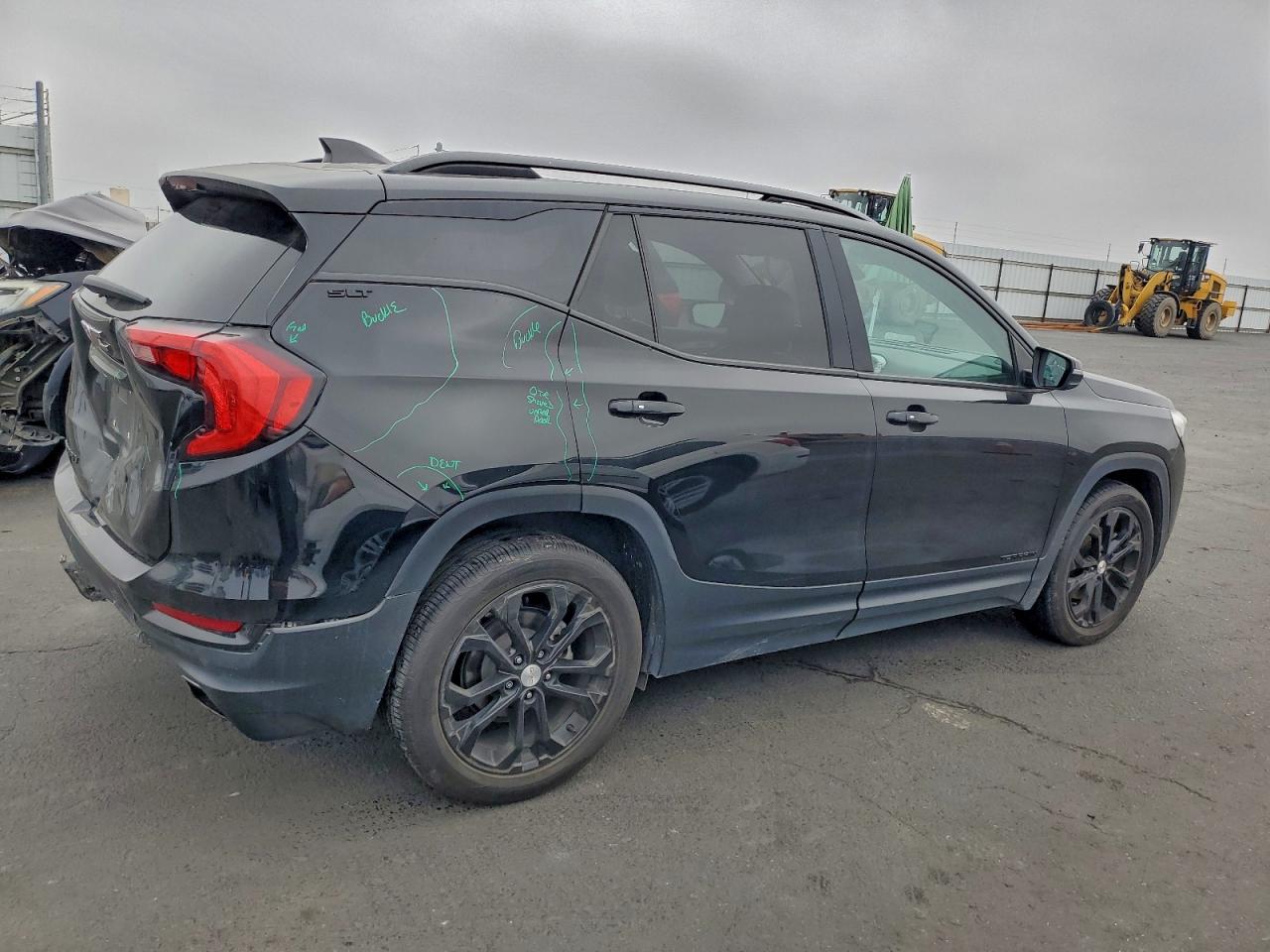 2019 GMC TERRAIN SLT photo 3