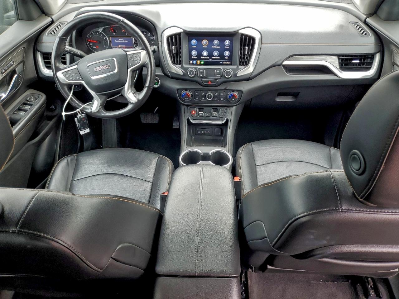 2019 GMC TERRAIN SLT photo 8