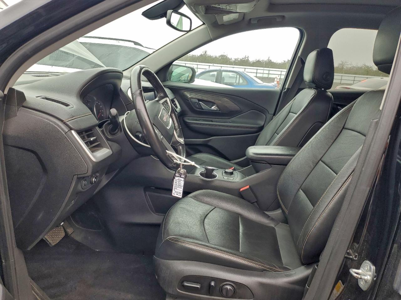 2019 GMC TERRAIN SLT photo 7