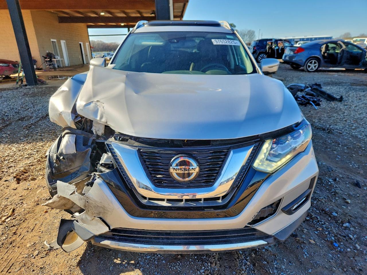 2019 NISSAN ROGUE S photo 5