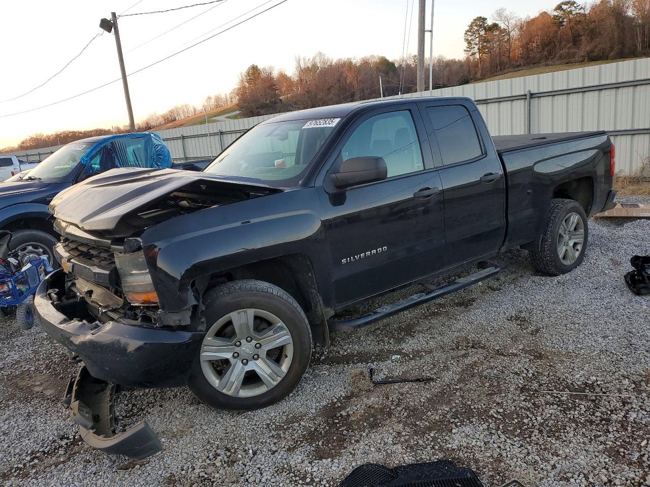 2017 CHEVROLET SILVERADO