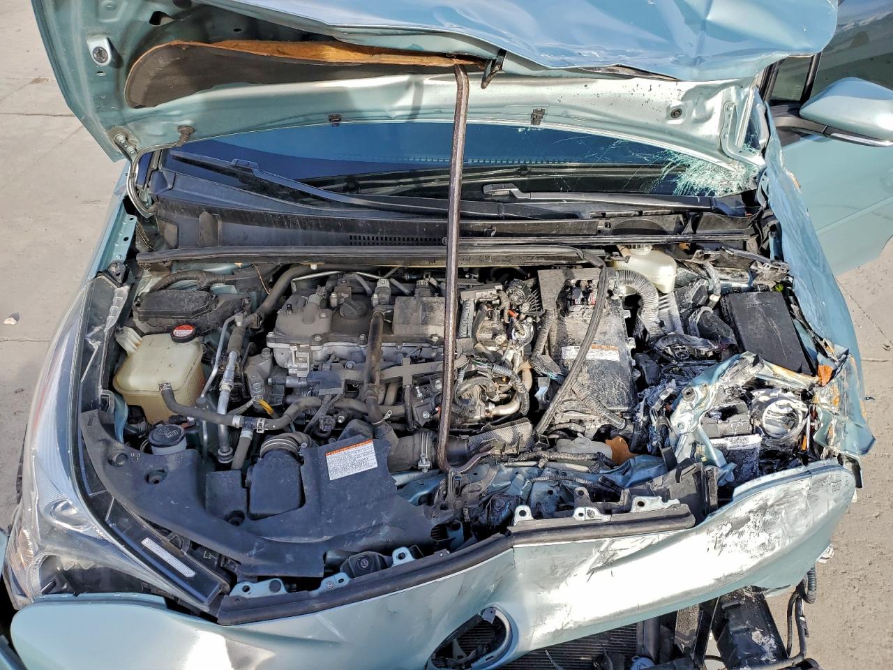 2016 TOYOTA PRIUS photo 11