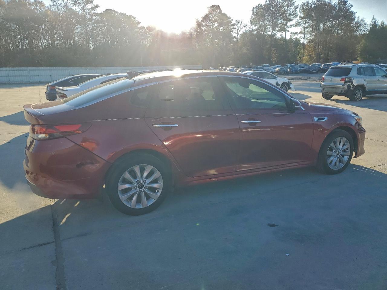 2018 KIA OPTIMA LX photo 3