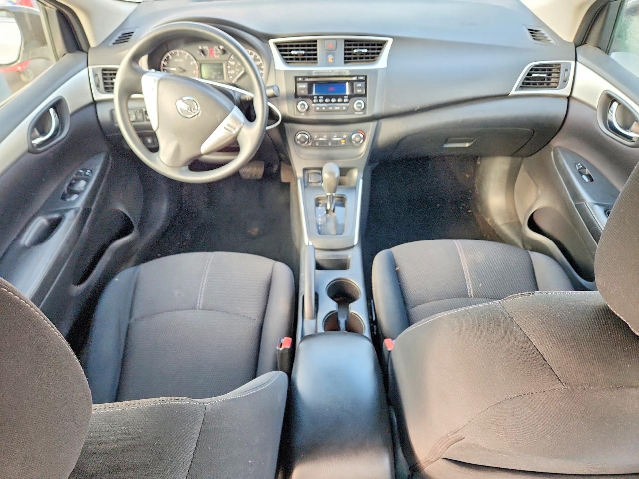 2016 NISSAN SENTRA S photo 8