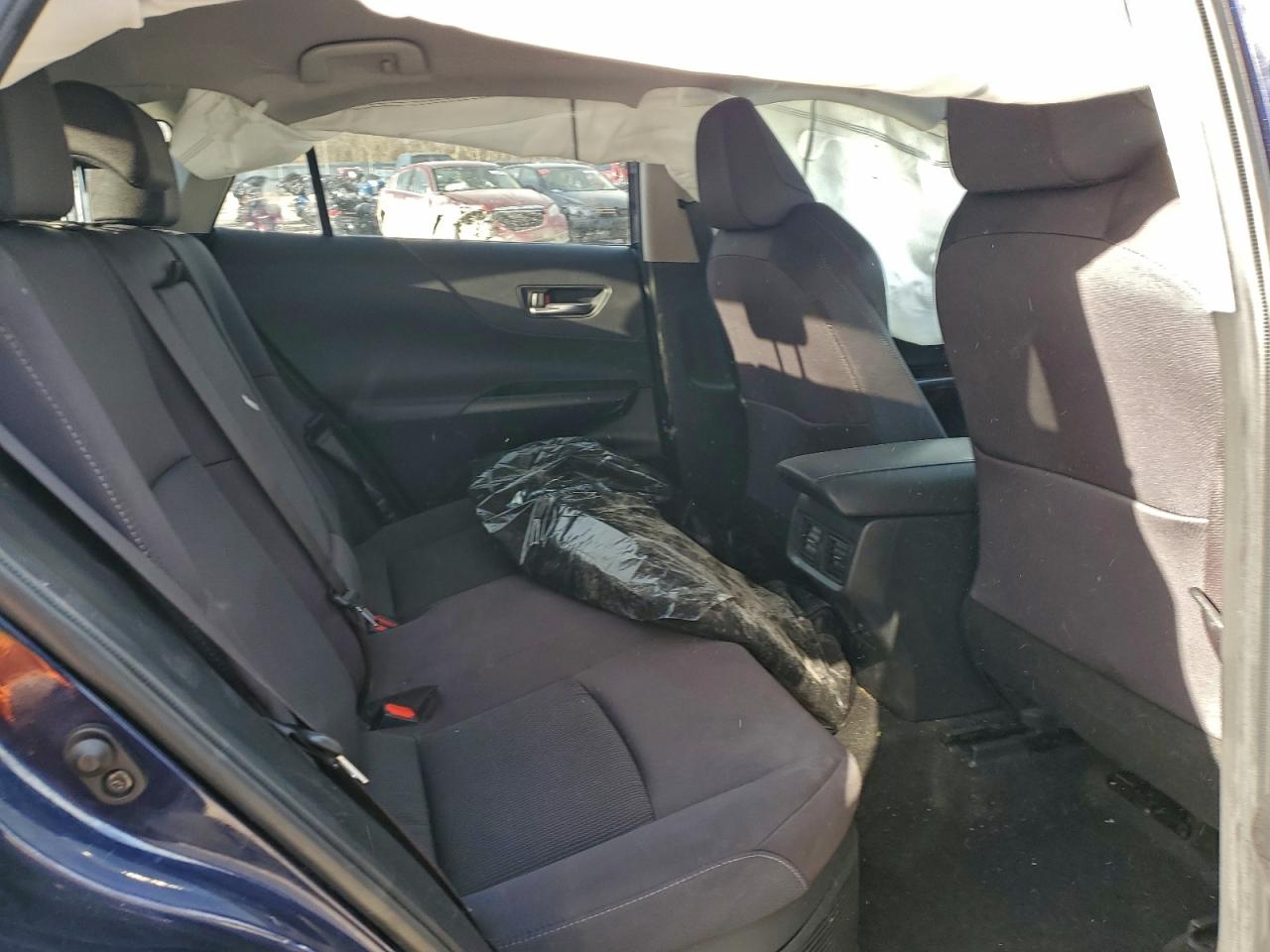 2021 TOYOTA VENZA LE photo 21