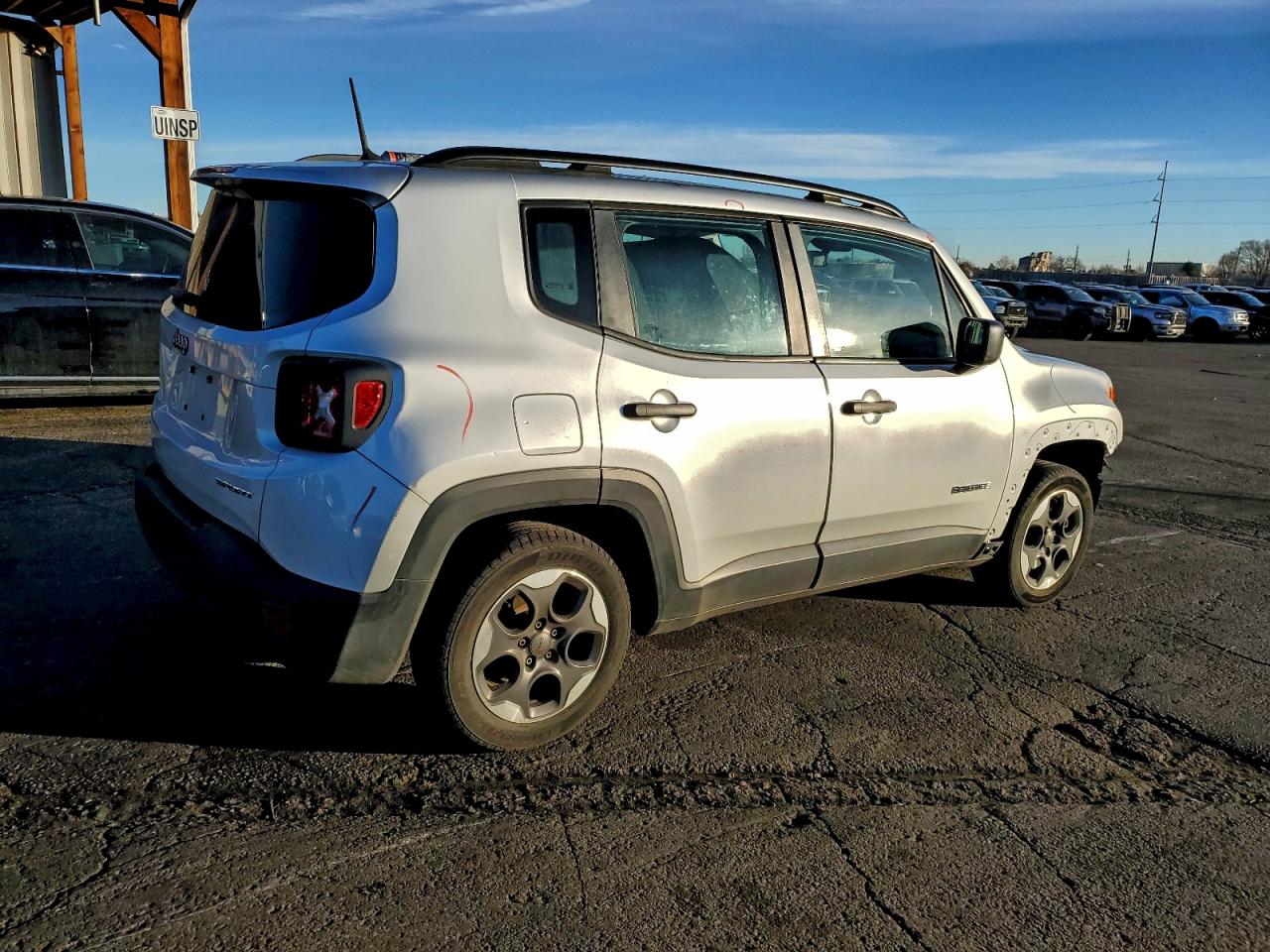 2015 JEEP RENEGADE SPORT photo 3