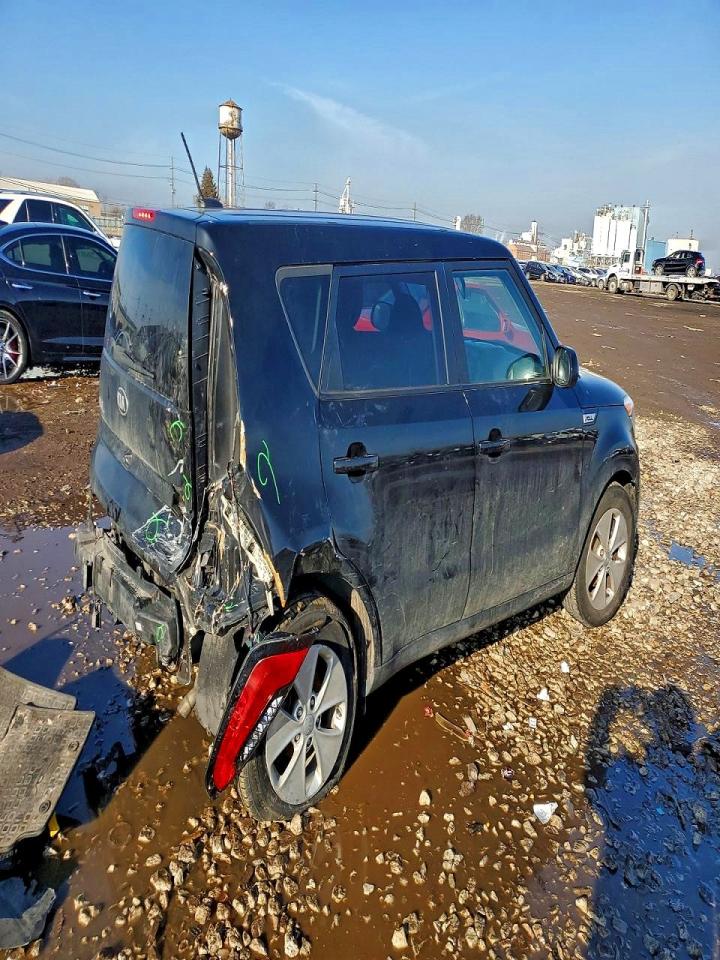 2016 KIA SOUL photo 3