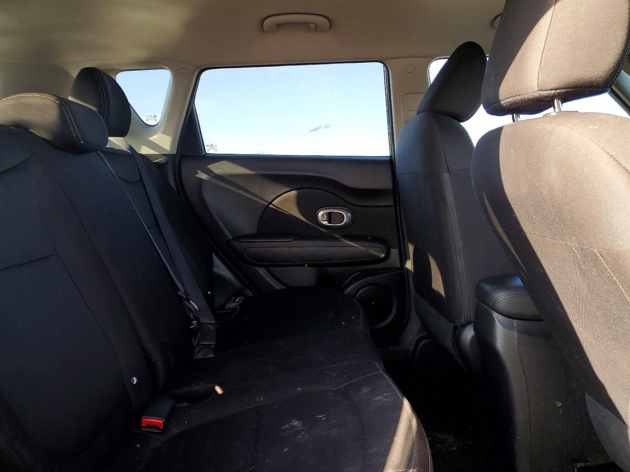 2016 KIA SOUL photo 10