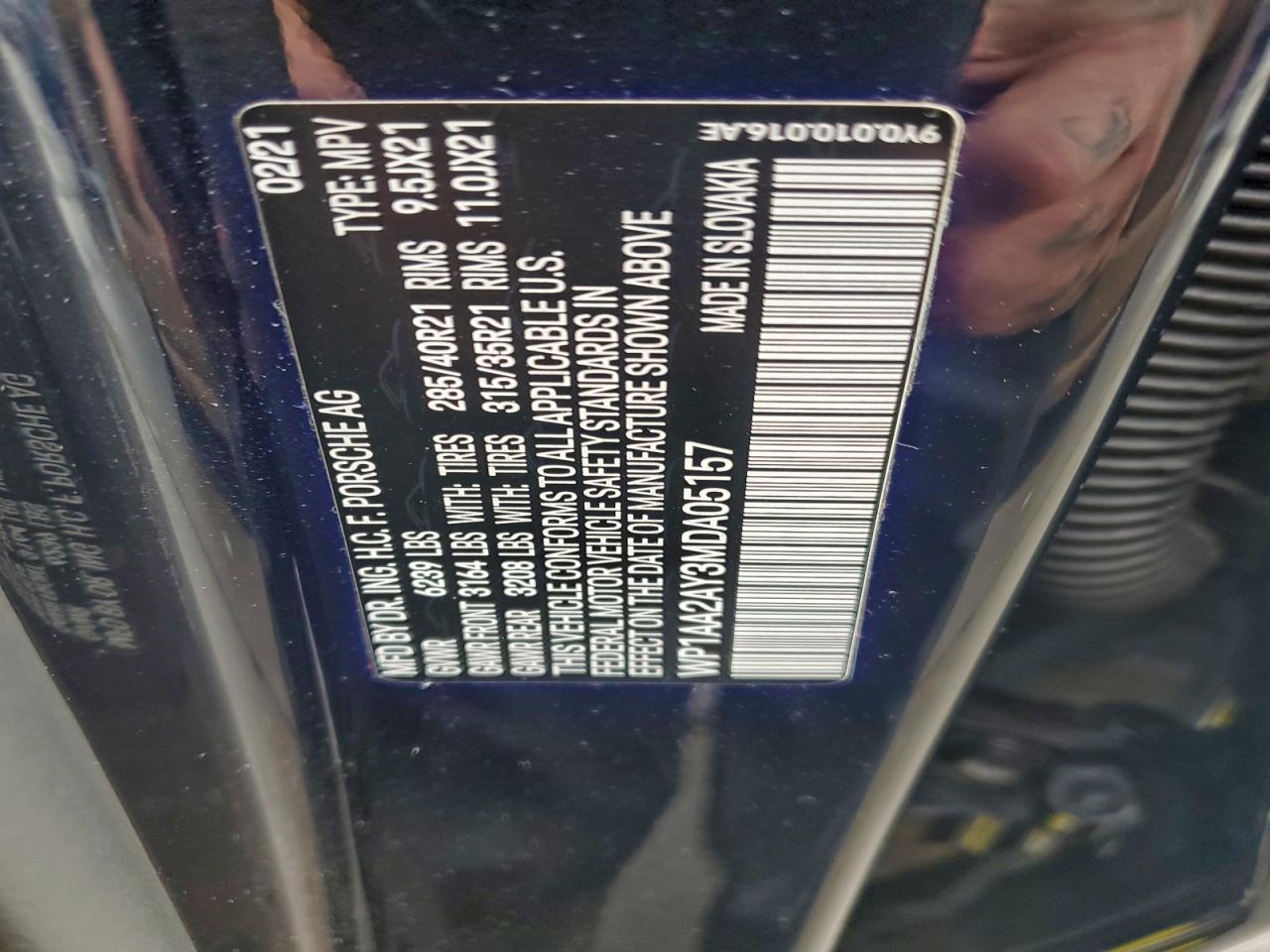 2021 PORSCHE CAYENNE photo 12