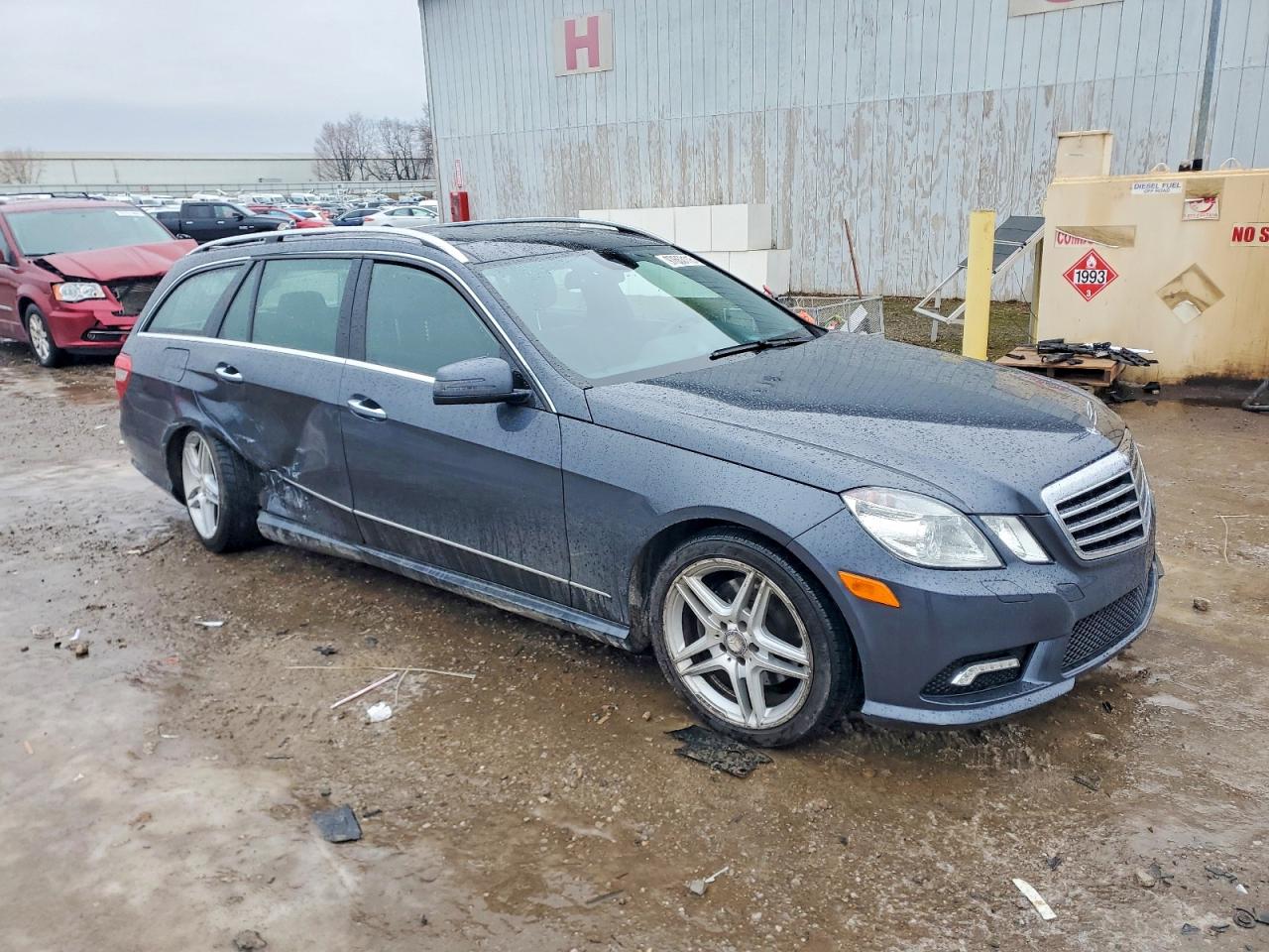2011 MERCEDES-BENZ E 350 4MATIC WAGON photo 4