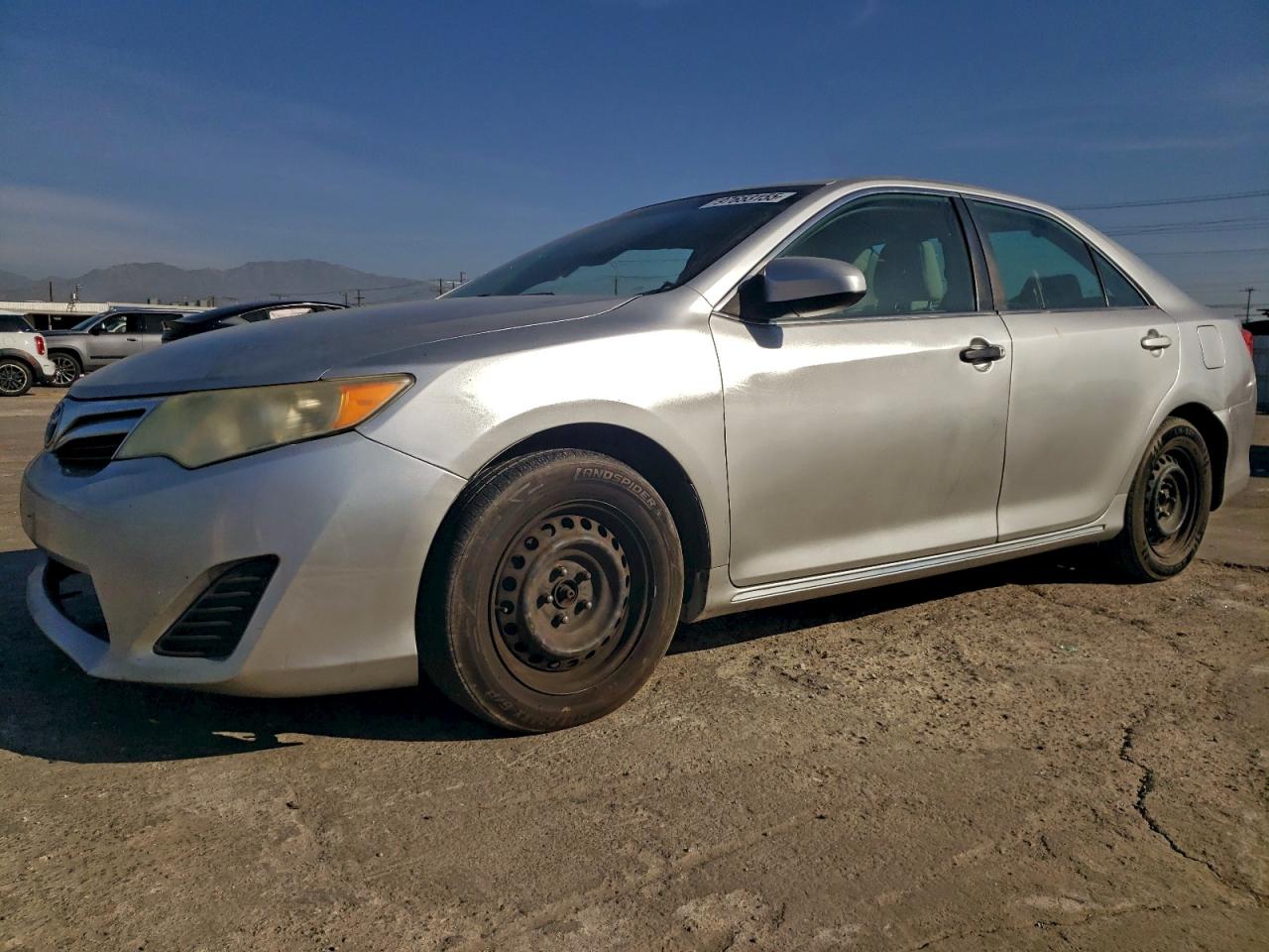 2014 TOYOTA CAMRY