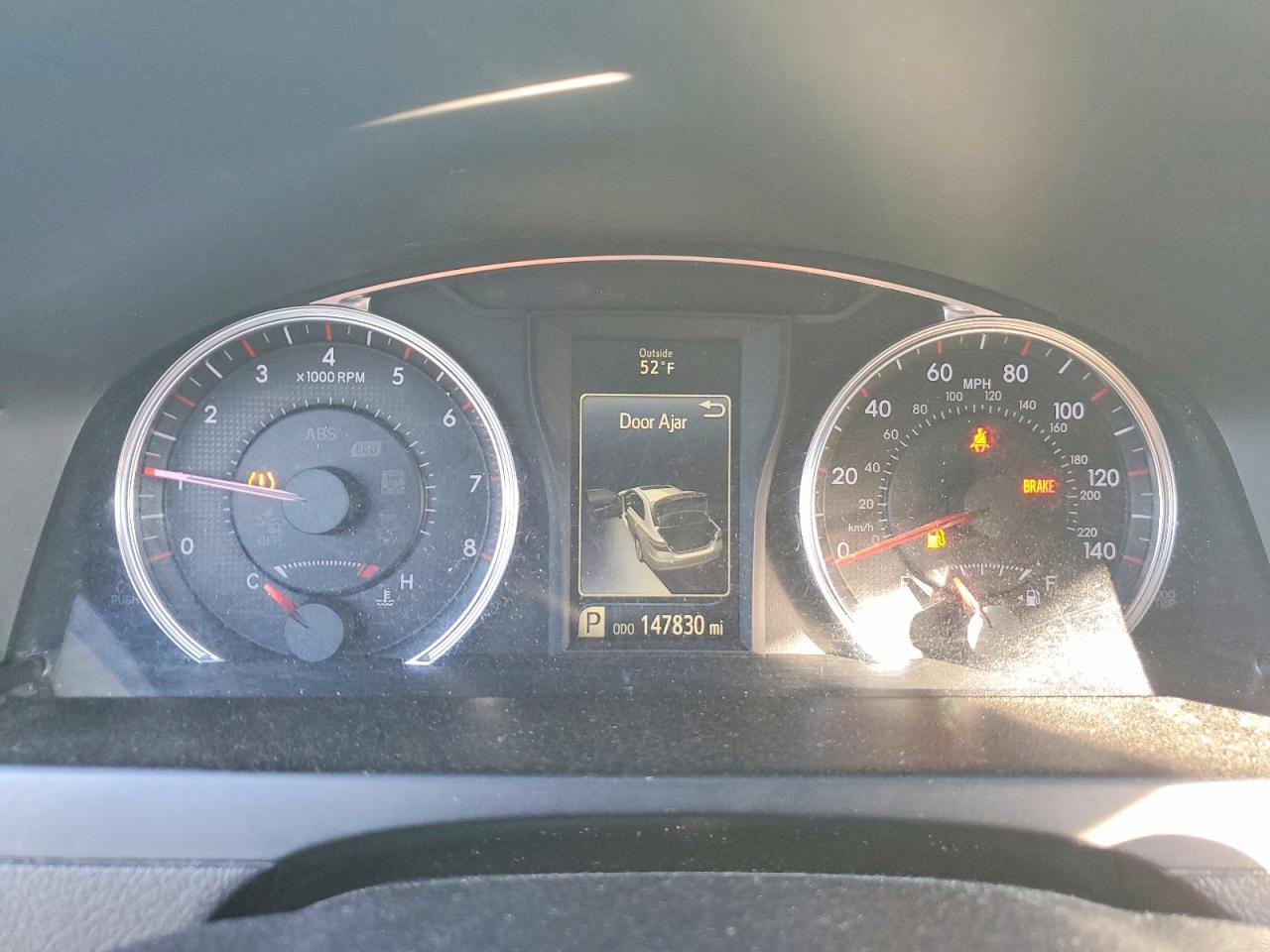 2017 TOYOTA CAMRY LE photo 9