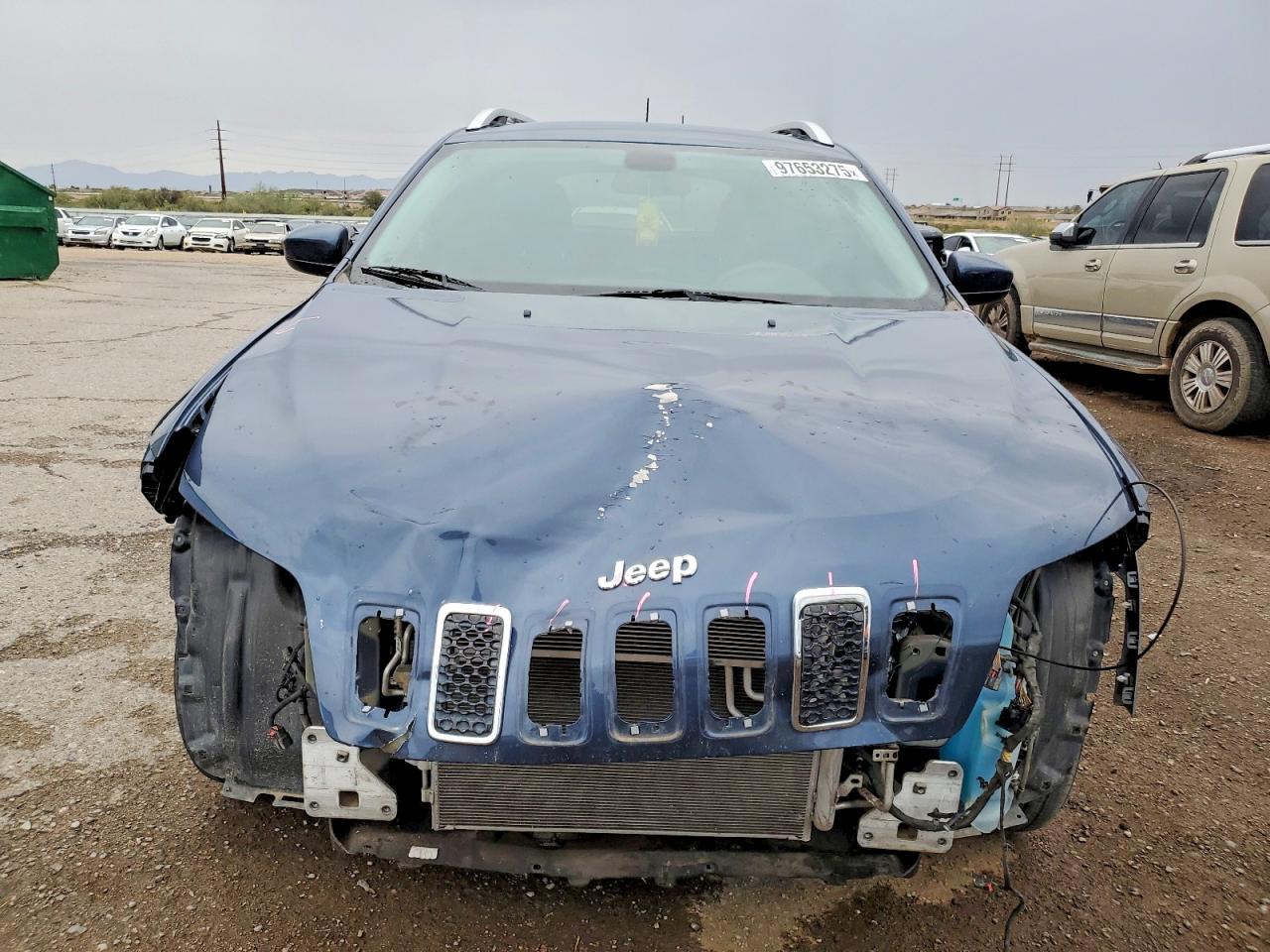 2019 JEEP CHEROKEE LATITUDE photo 5