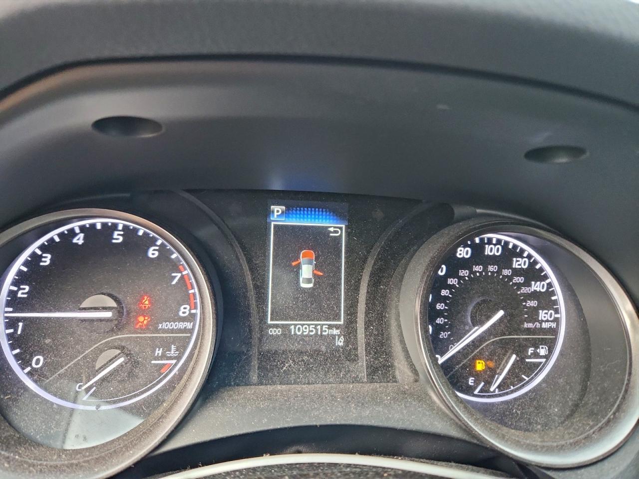 2021 TOYOTA CAMRY SE photo 9